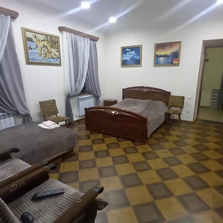 Alex B&B Kapan Exterior foto